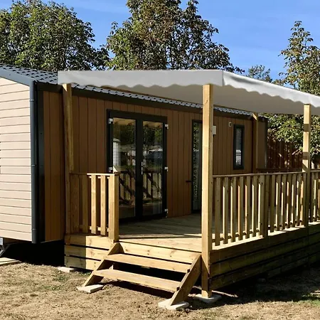 Camping Au Pre De L'Etang Sainte-Foy  Exterior photo