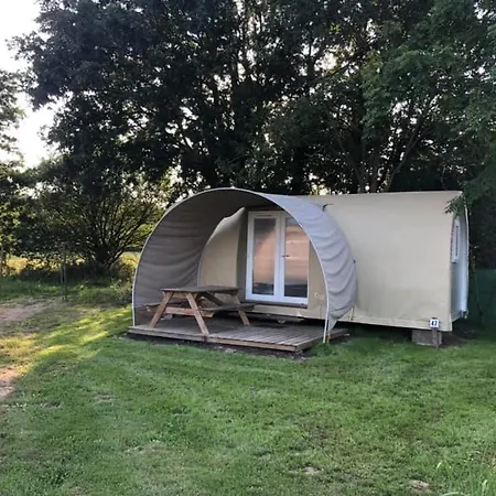 Camping Au Pre De L'Etang Sainte-Foy  Exterior photo