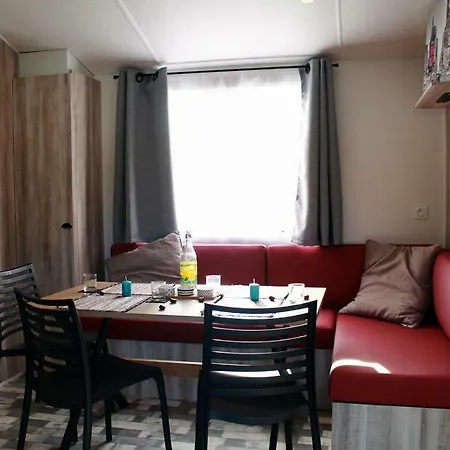 Camping Au Pre De L'Etang Sainte-Foy  Exterior photo